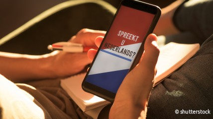 Buurtaal. Over de verschillen in het Nederlands in België en Nederland